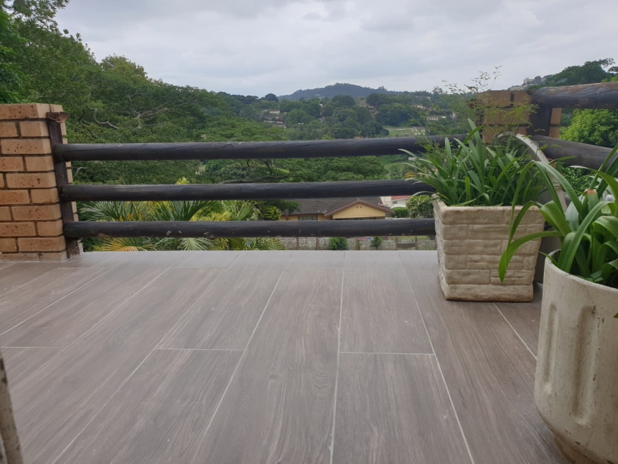 6 Bedroom Property for Sale in Moseley Park KwaZulu-Natal