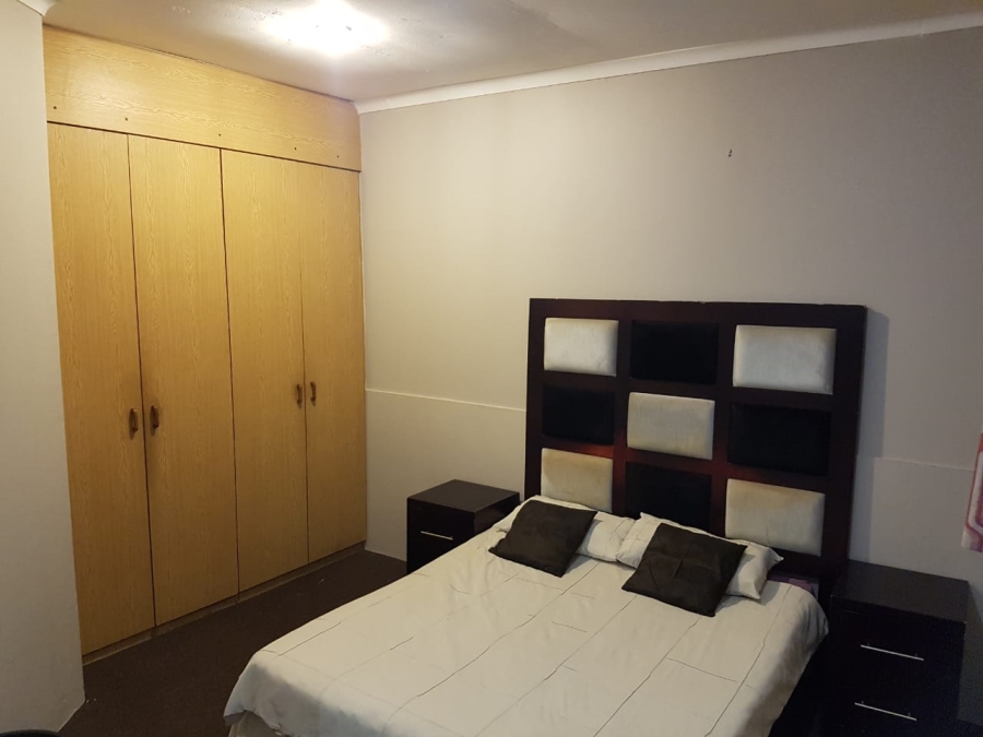 6 Bedroom Property for Sale in Moseley Park KwaZulu-Natal