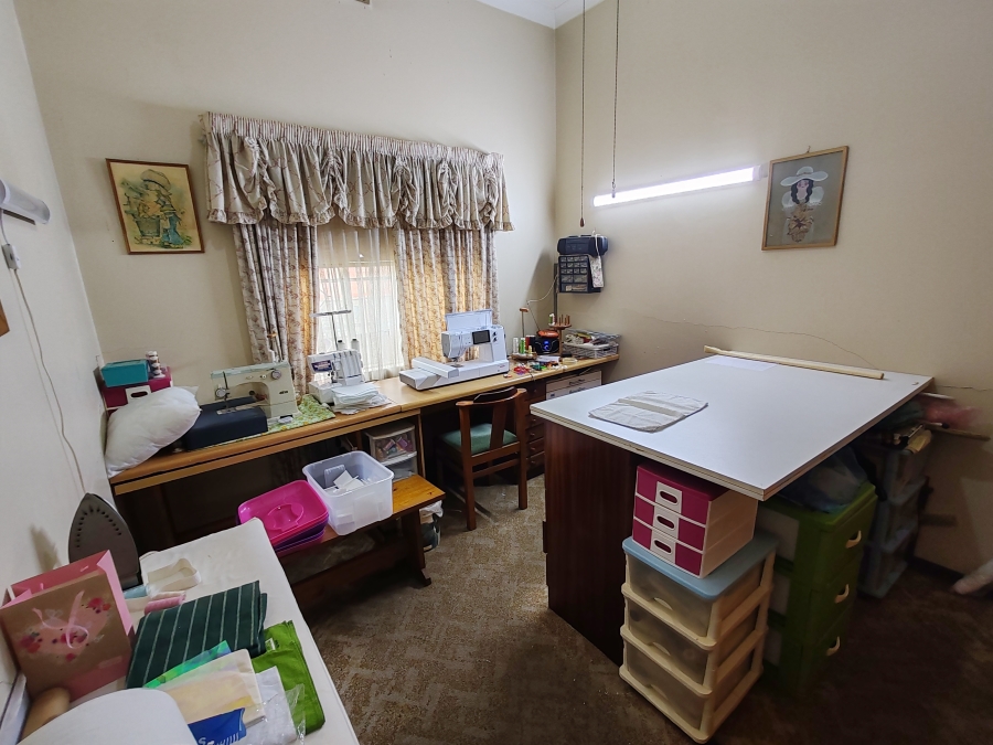 4 Bedroom Property for Sale in Prestbury KwaZulu-Natal