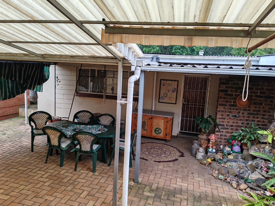 4 Bedroom Property for Sale in Prestbury KwaZulu-Natal