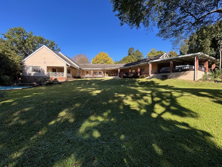 5 Bedroom Property for Sale in Athlone KwaZulu-Natal
