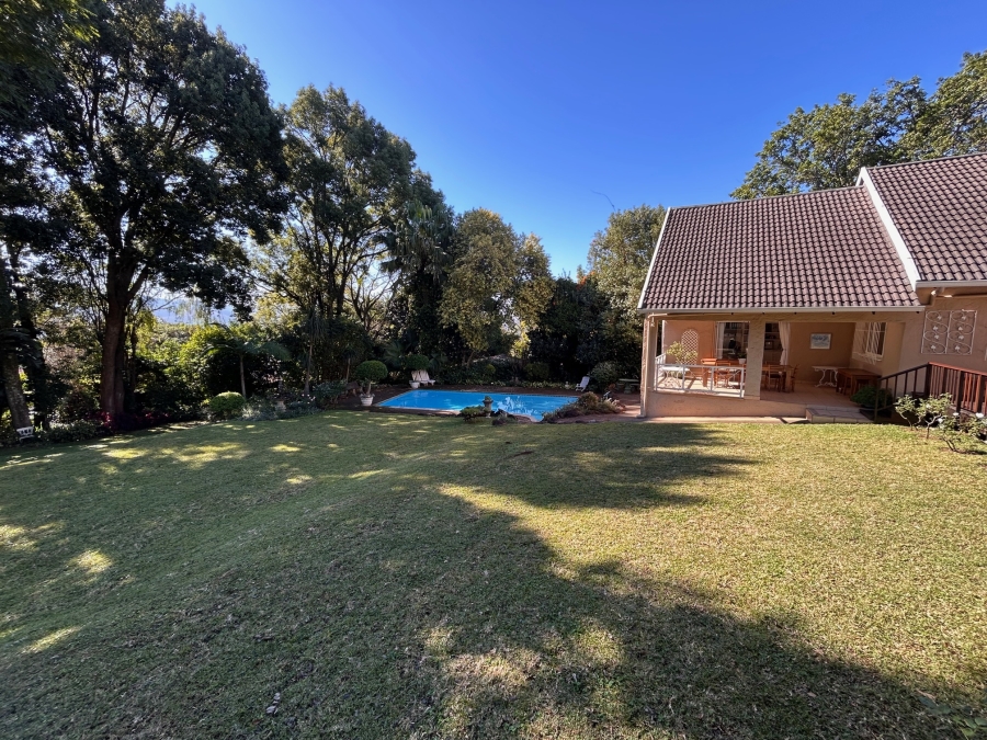 5 Bedroom Property for Sale in Athlone KwaZulu-Natal