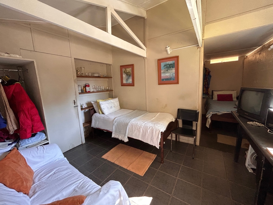 5 Bedroom Property for Sale in Athlone KwaZulu-Natal