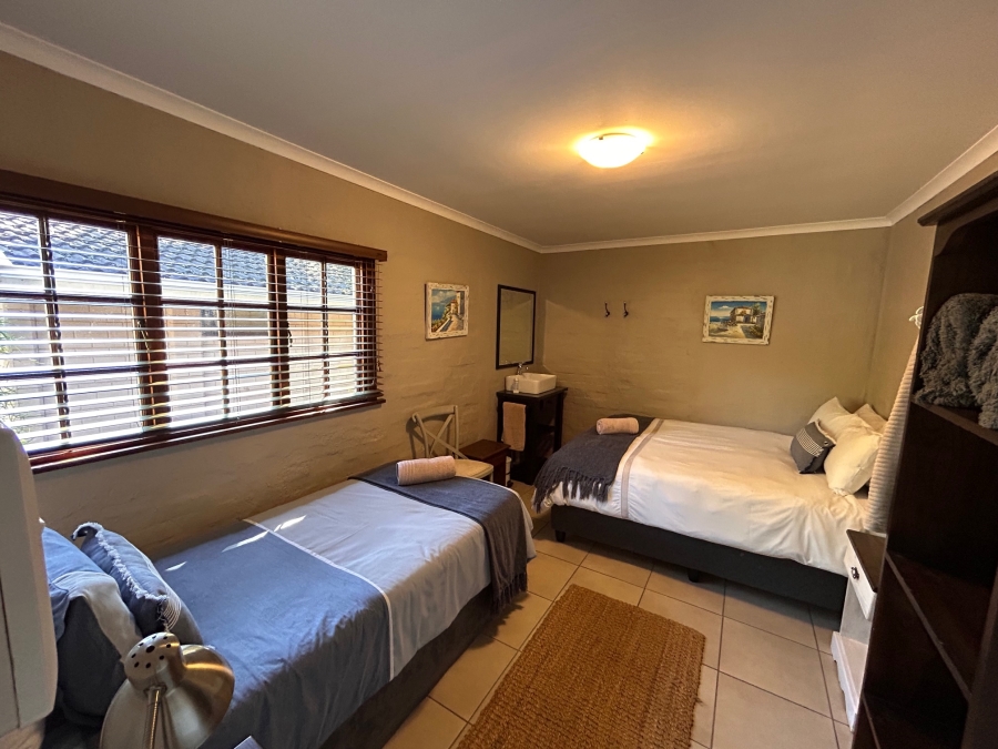 5 Bedroom Property for Sale in Athlone KwaZulu-Natal