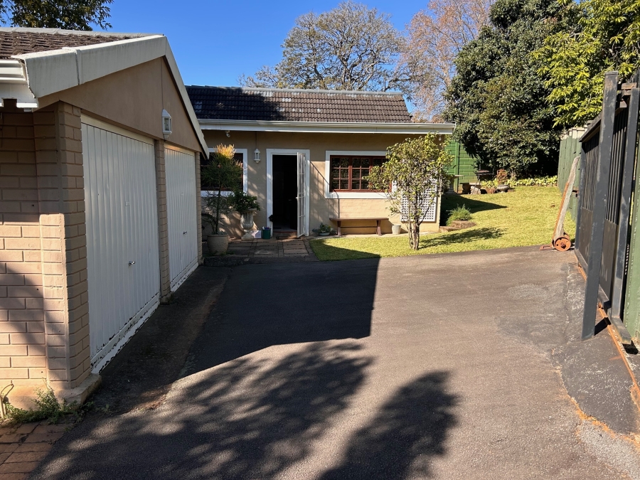 5 Bedroom Property for Sale in Athlone KwaZulu-Natal