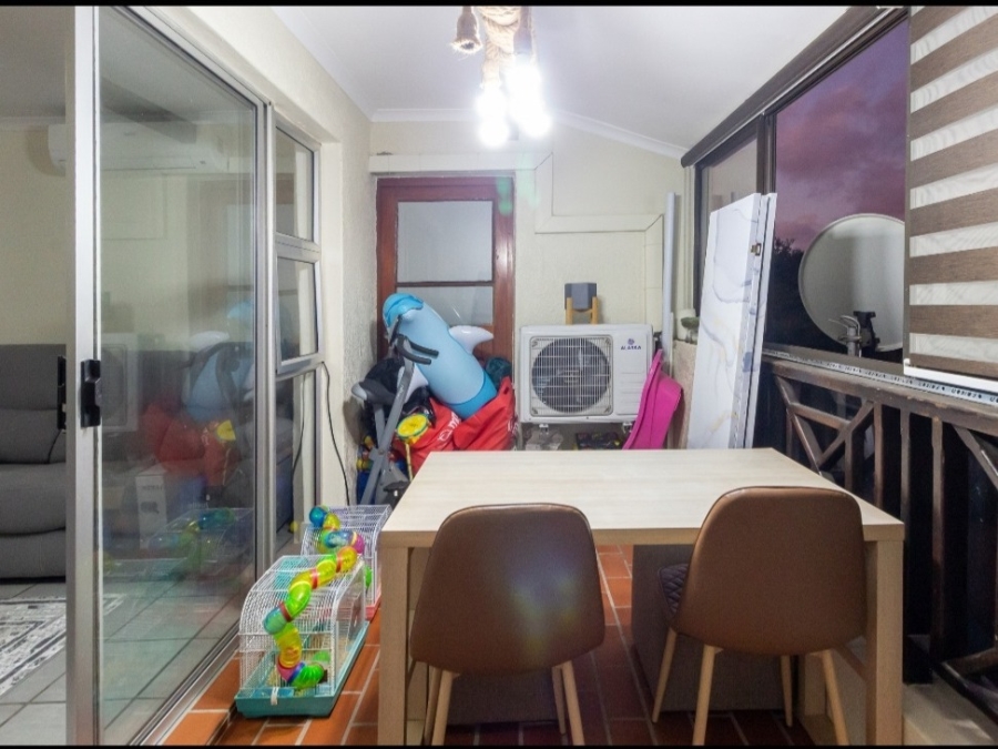 To Let 2 Bedroom Property for Rent in Ocean View KwaZulu-Natal