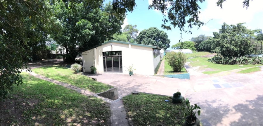 To Let Commercial Property for Rent in Umhlali KwaZulu-Natal