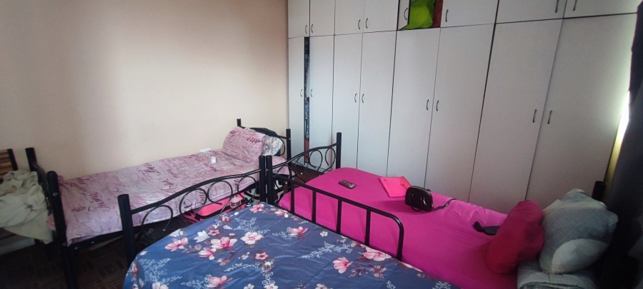 2 Bedroom Property for Sale in Durban Central KwaZulu-Natal