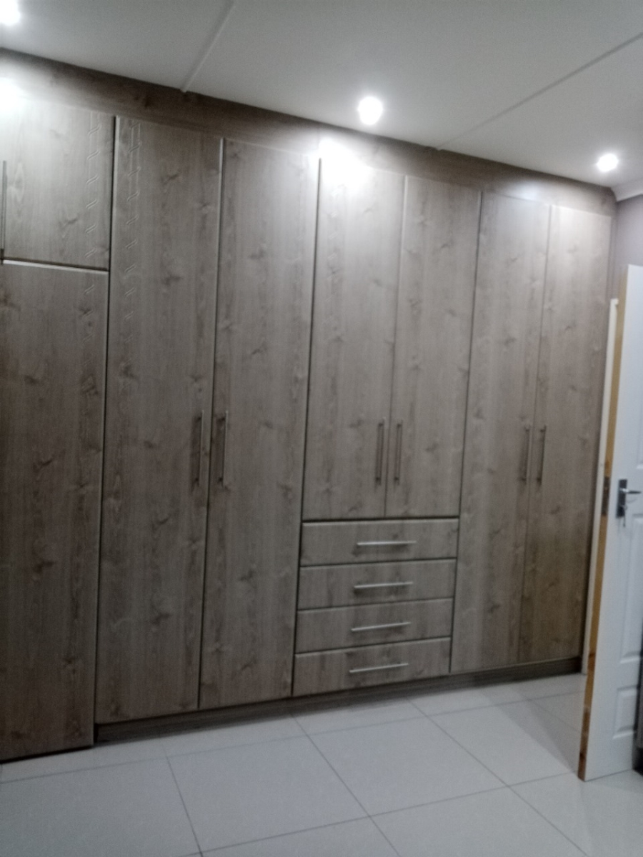 1 Bedroom Property for Sale in Westville Central KwaZulu-Natal