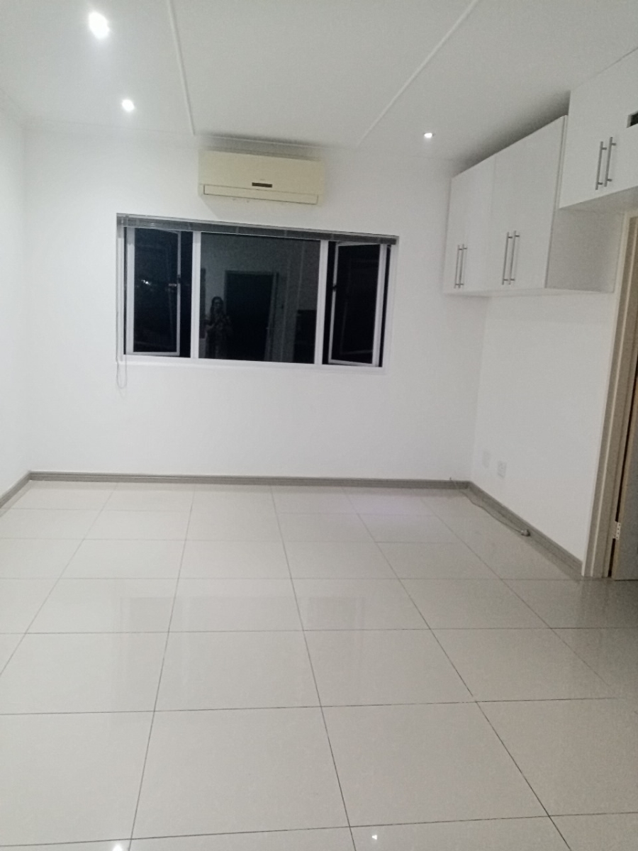 1 Bedroom Property for Sale in Westville Central KwaZulu-Natal