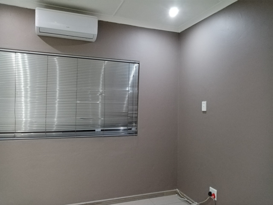 1 Bedroom Property for Sale in Westville Central KwaZulu-Natal