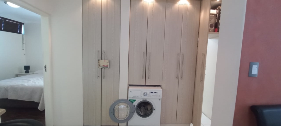 2 Bedroom Property for Sale in North Beach KwaZulu-Natal