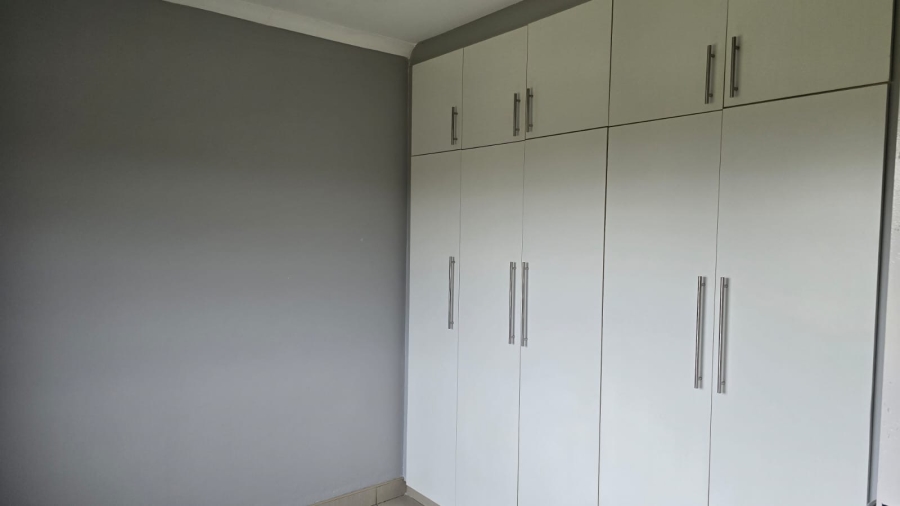 To Let 3 Bedroom Property for Rent in Signal Hill KwaZulu-Natal