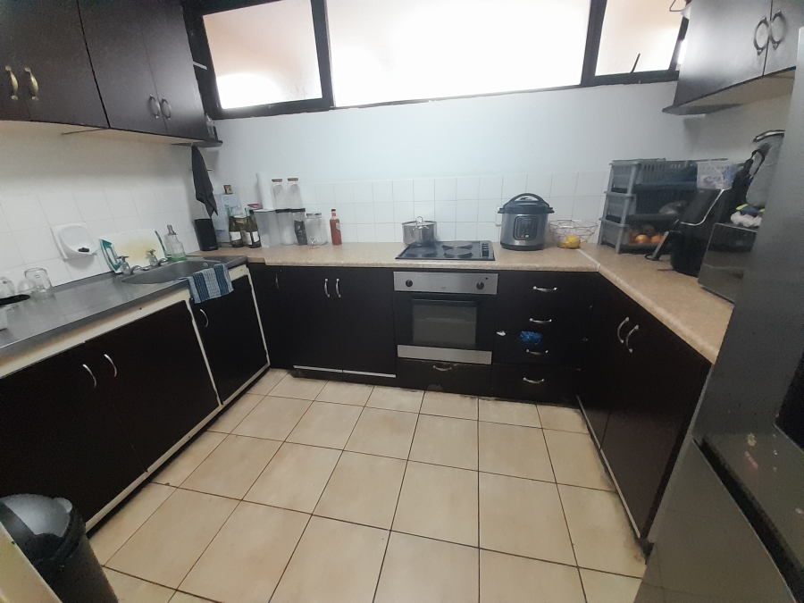 2 Bedroom Property for Sale in Amanzimtoti KwaZulu-Natal