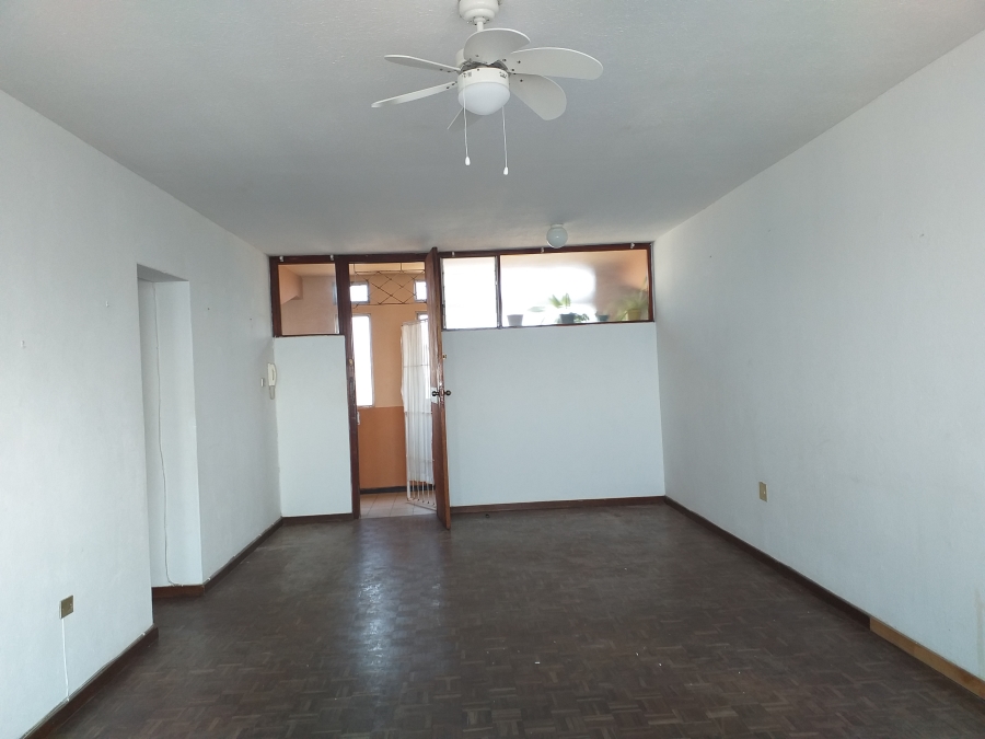 2 Bedroom Property for Sale in Amanzimtoti KwaZulu-Natal