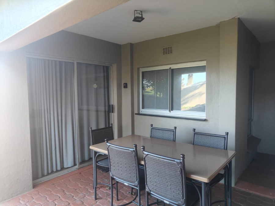 2 Bedroom Property for Sale in Ballitoville KwaZulu-Natal