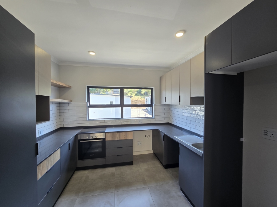 To Let 2 Bedroom Property for Rent in Westbrook KwaZulu-Natal