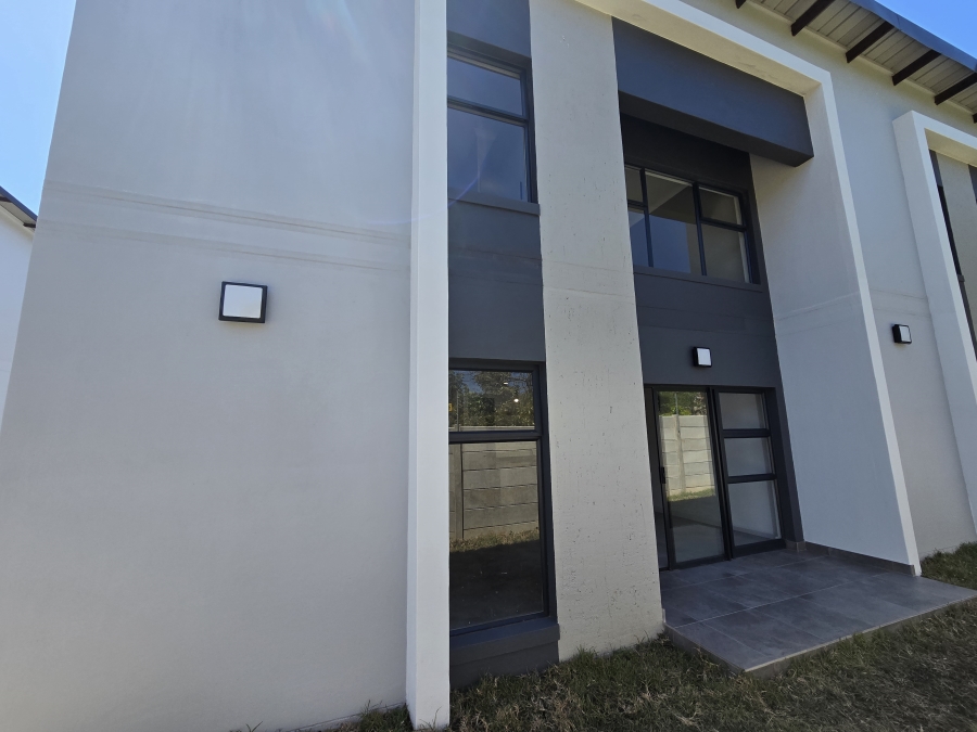 To Let 3 Bedroom Property for Rent in Westbrook KwaZulu-Natal