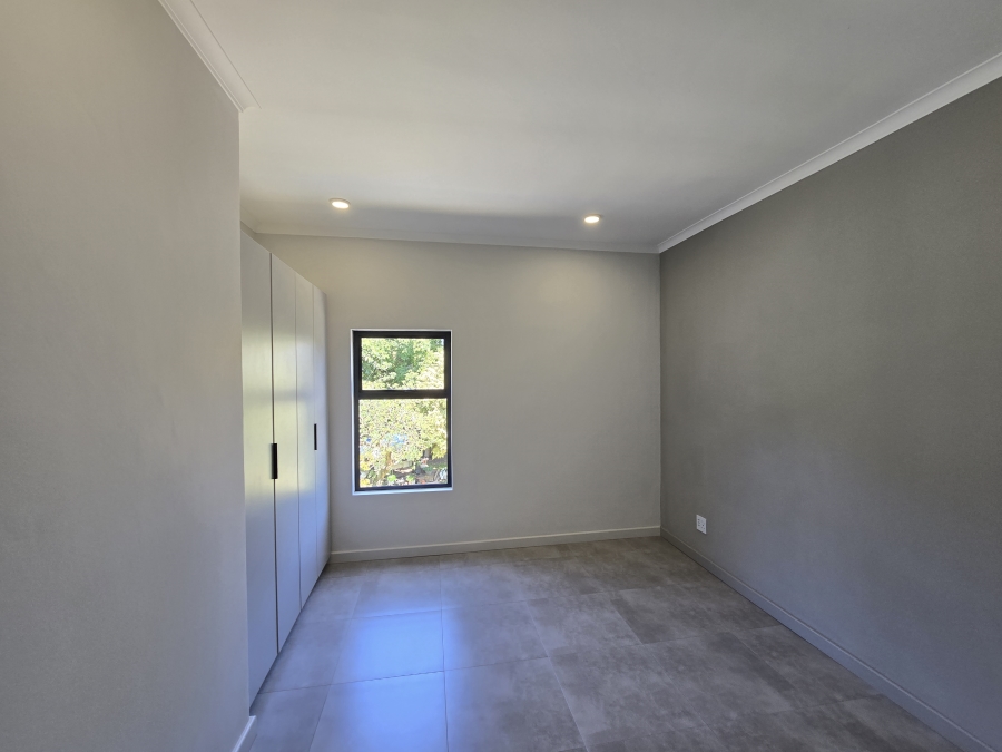 To Let 3 Bedroom Property for Rent in Westbrook KwaZulu-Natal