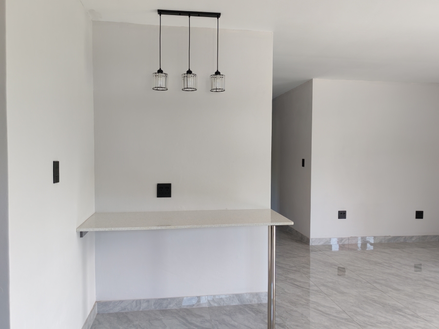 2 Bedroom Property for Sale in Mount Moreland KwaZulu-Natal