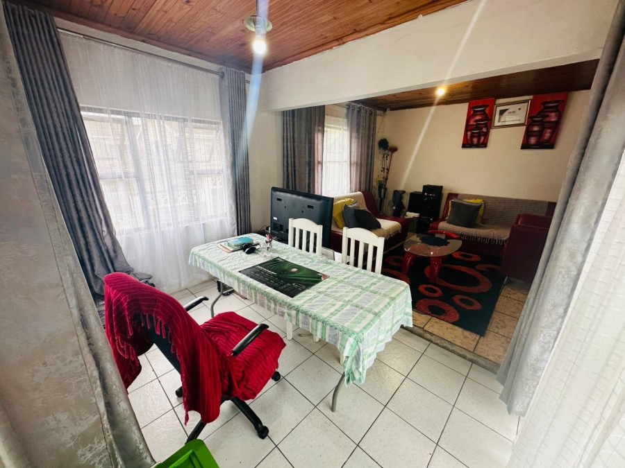 3 Bedroom Property for Sale in Glenwood KwaZulu-Natal
