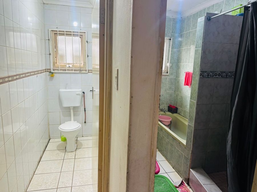 3 Bedroom Property for Sale in Glenwood KwaZulu-Natal