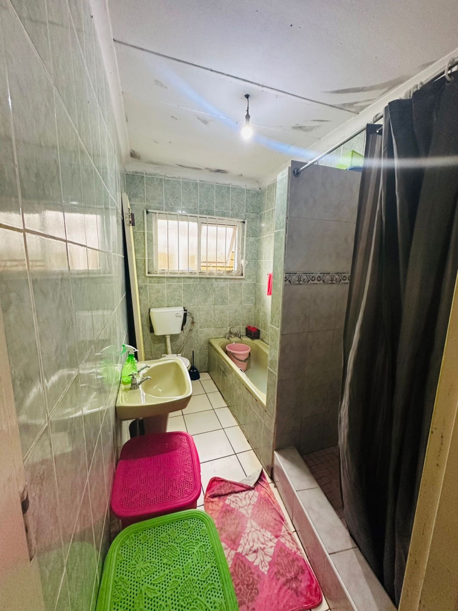 3 Bedroom Property for Sale in Glenwood KwaZulu-Natal