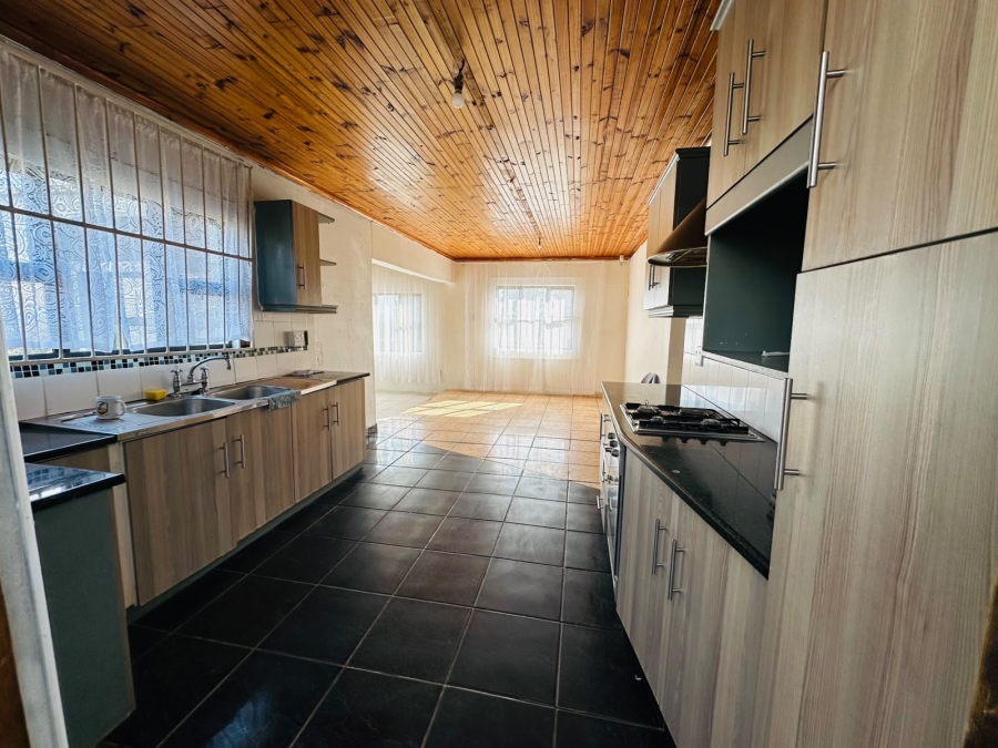 3 Bedroom Property for Sale in Glenwood KwaZulu-Natal