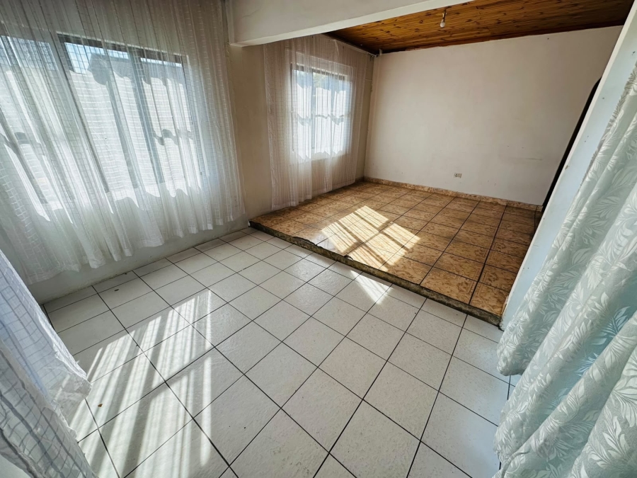 3 Bedroom Property for Sale in Glenwood KwaZulu-Natal