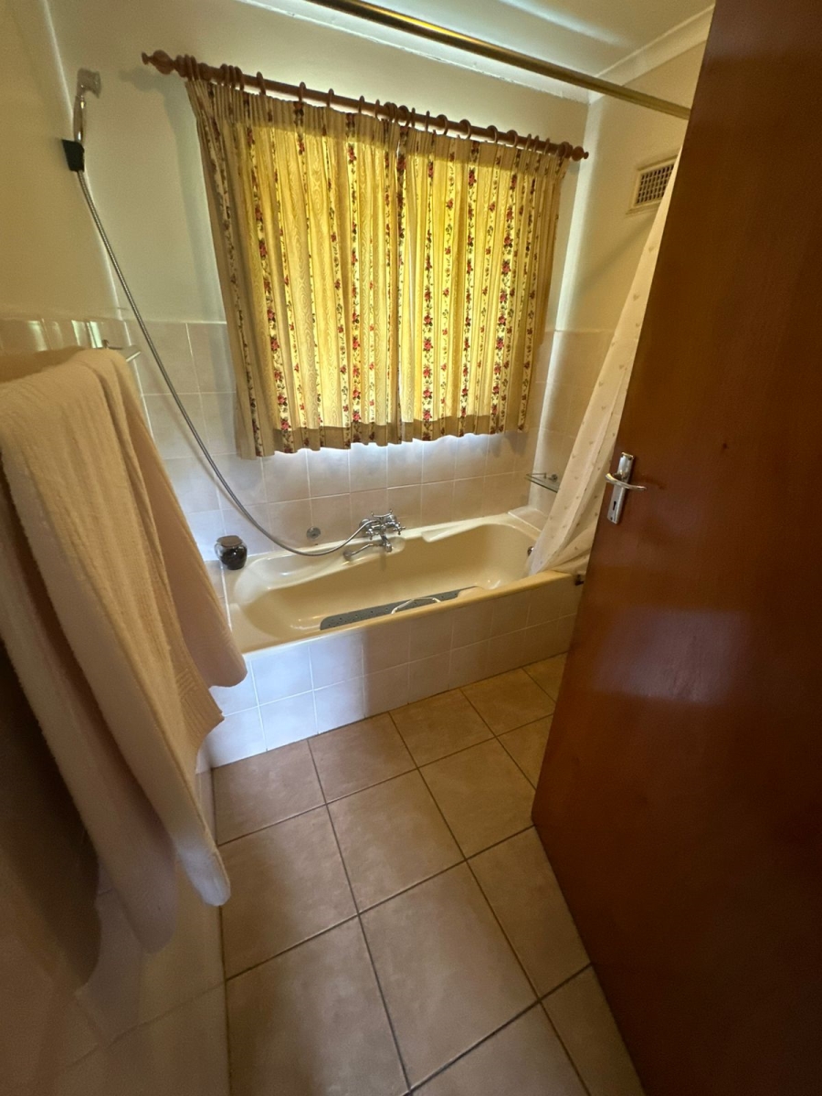 To Let 4 Bedroom Property for Rent in Montrose KwaZulu-Natal