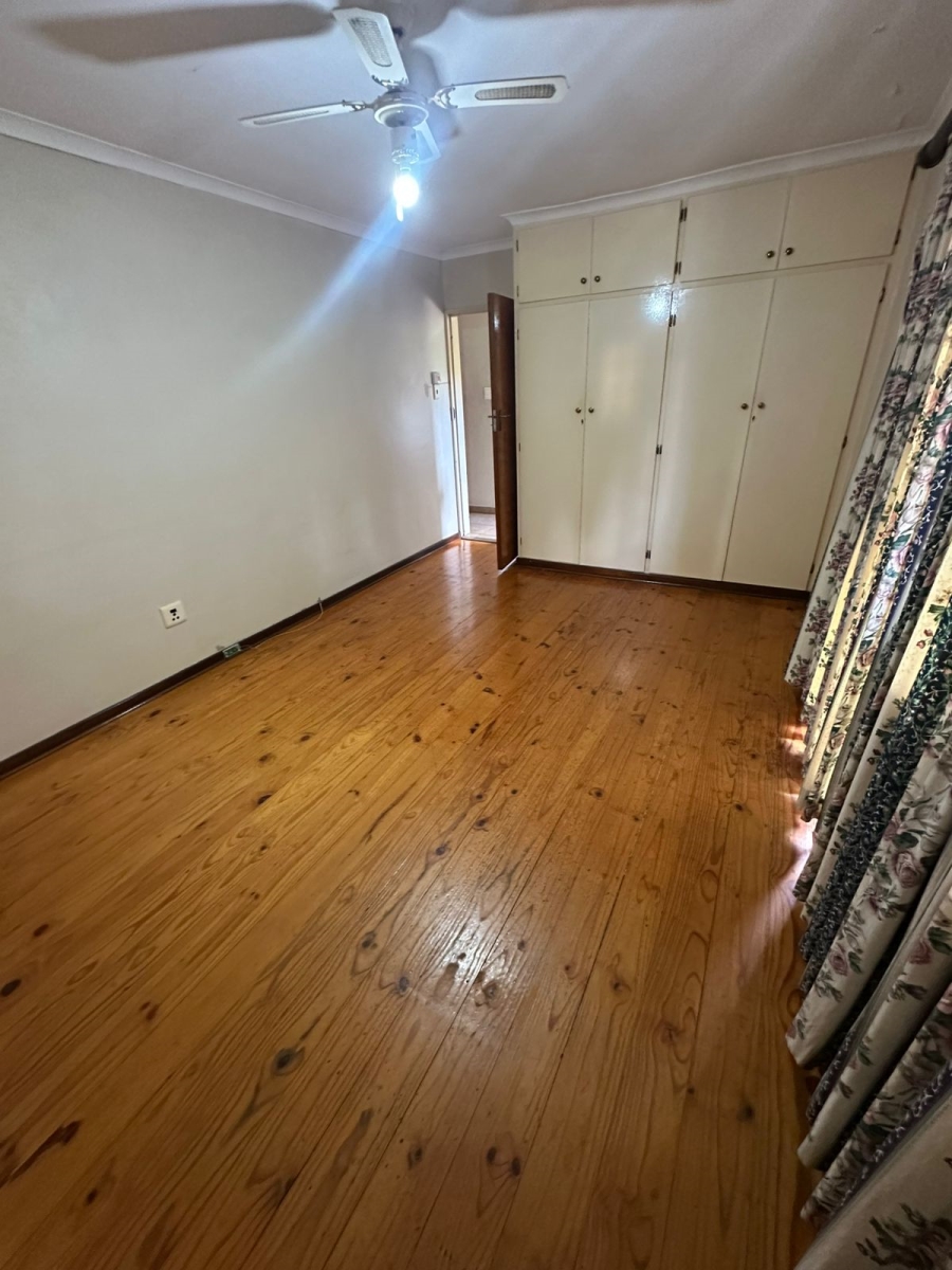 To Let 4 Bedroom Property for Rent in Montrose KwaZulu-Natal