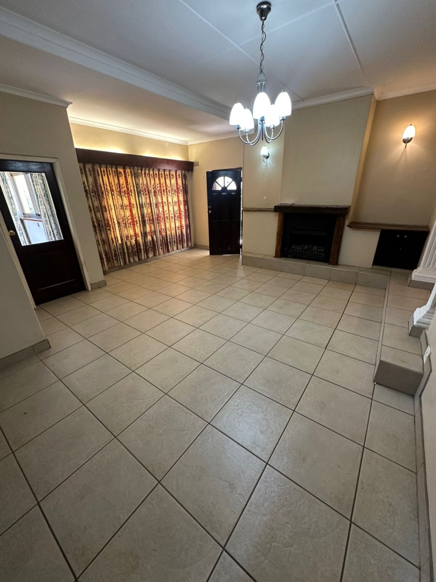 To Let 4 Bedroom Property for Rent in Montrose KwaZulu-Natal