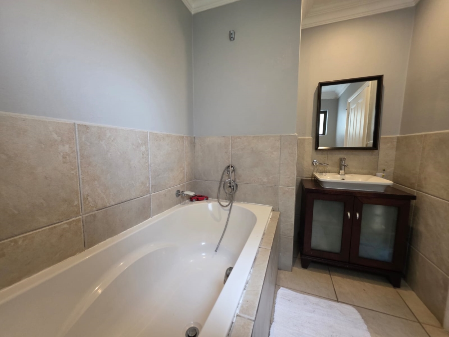 To Let 3 Bedroom Property for Rent in Umhlali Golf Estate KwaZulu-Natal