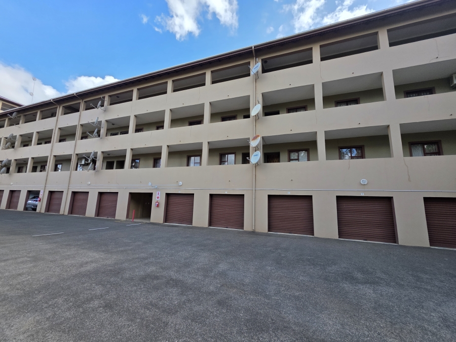 2 Bedroom Property for Sale in Empangeni Central KwaZulu-Natal