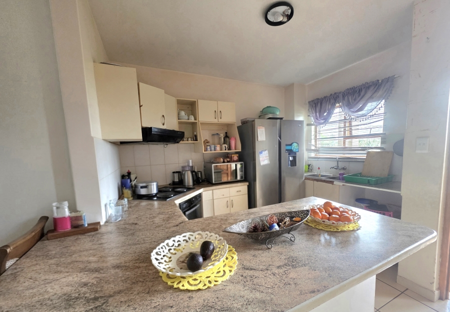 2 Bedroom Property for Sale in Empangeni Central KwaZulu-Natal