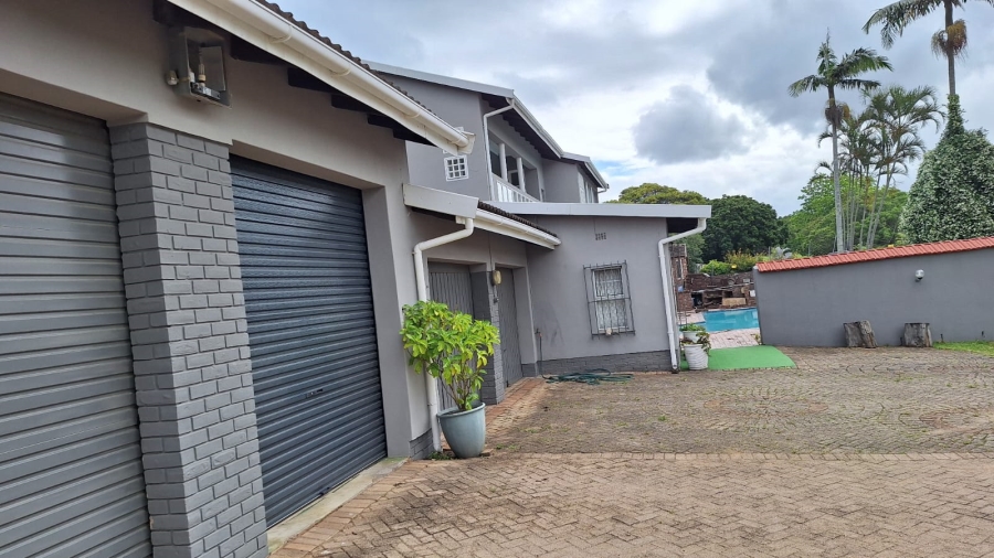 7 Bedroom Property for Sale in Uvongo KwaZulu-Natal