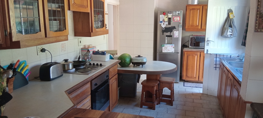 7 Bedroom Property for Sale in Uvongo KwaZulu-Natal