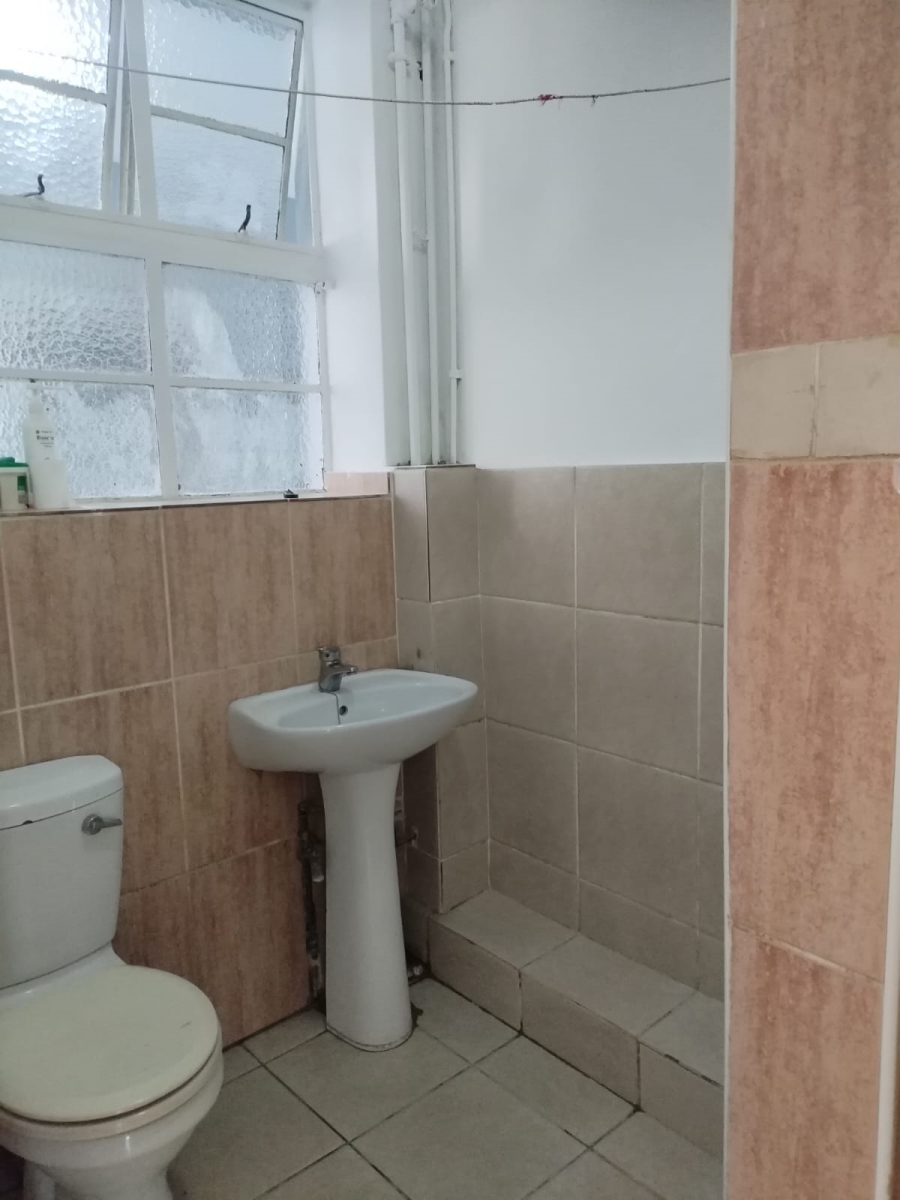 To Let 1 Bedroom Property for Rent in Esplanade KwaZulu-Natal