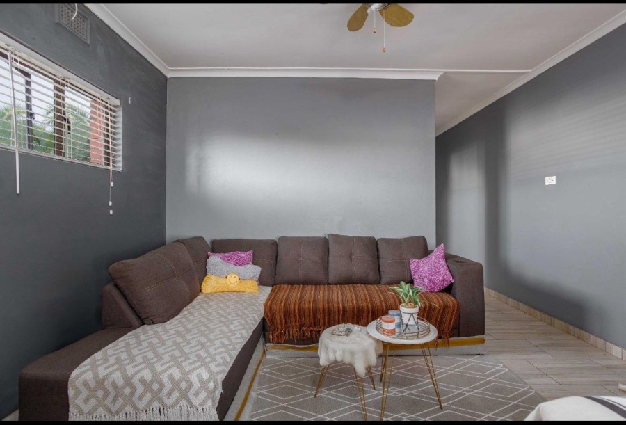 1 Bedroom Property for Sale in Morningside KwaZulu-Natal