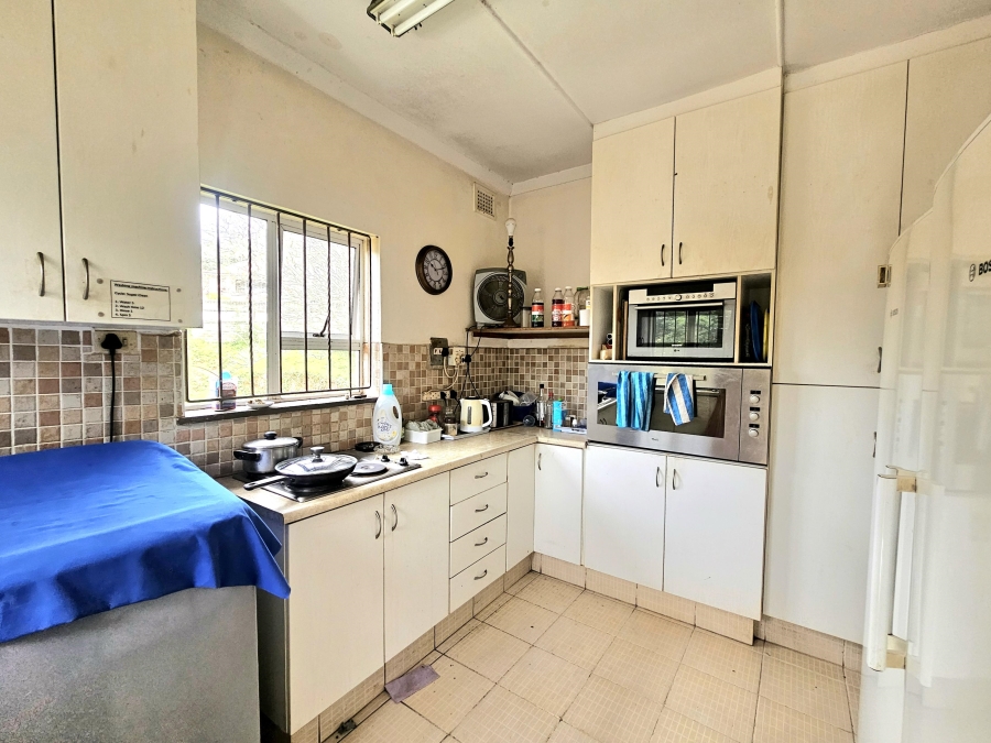 To Let 3 Bedroom Property for Rent in Montclair KwaZulu-Natal