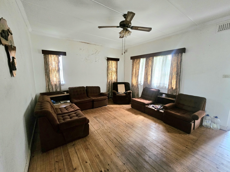 To Let 3 Bedroom Property for Rent in Montclair KwaZulu-Natal