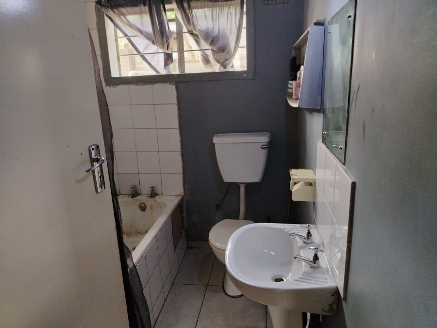 2 Bedroom Property for Sale in Austerville KwaZulu-Natal