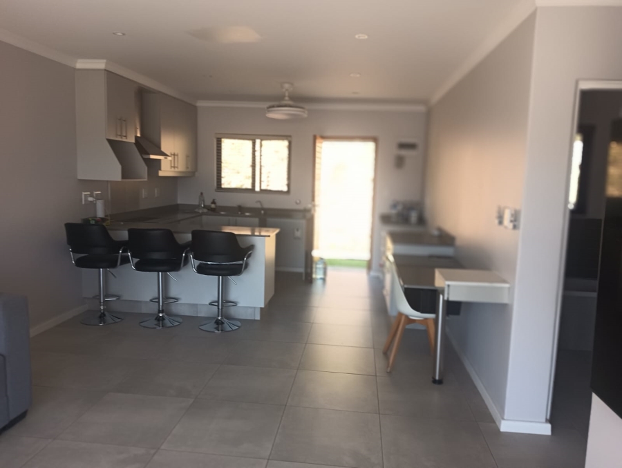 To Let 2 Bedroom Property for Rent in Hayfields KwaZulu-Natal