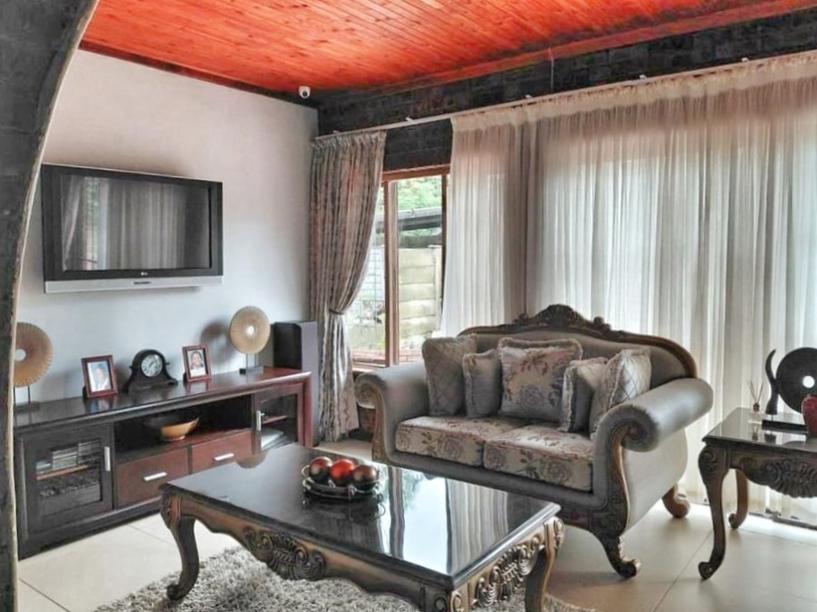 To Let 3 Bedroom Property for Rent in Veld En Vlei KwaZulu-Natal