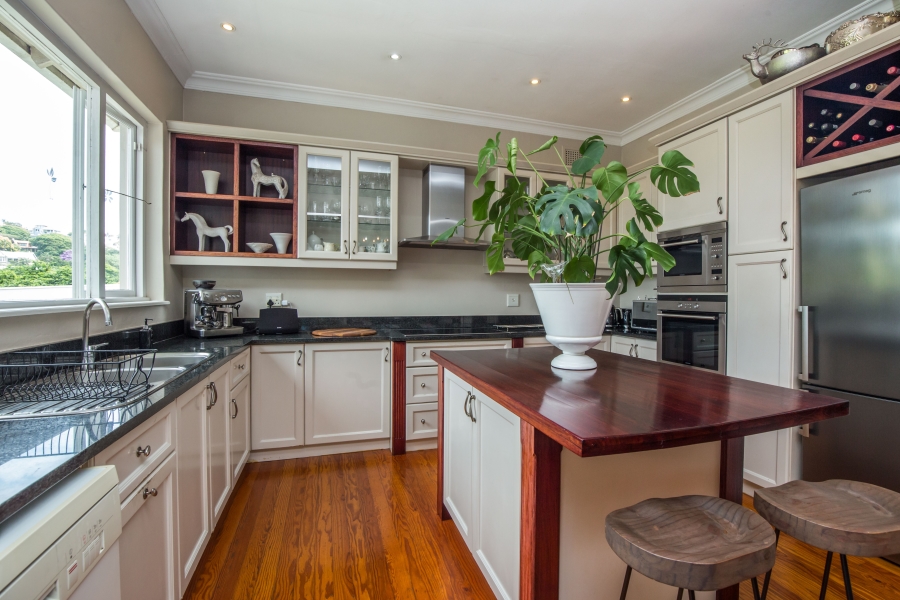 5 Bedroom Property for Sale in Glenwood KwaZulu-Natal