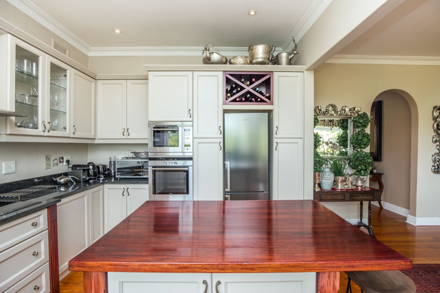 5 Bedroom Property for Sale in Glenwood KwaZulu-Natal