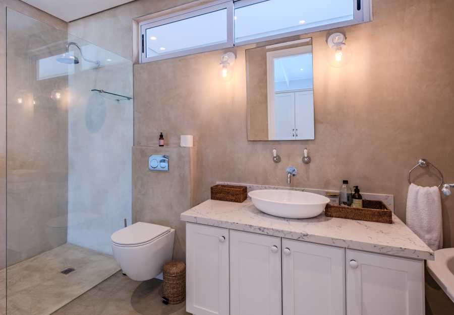 6 Bedroom Property for Sale in La Lucia KwaZulu-Natal