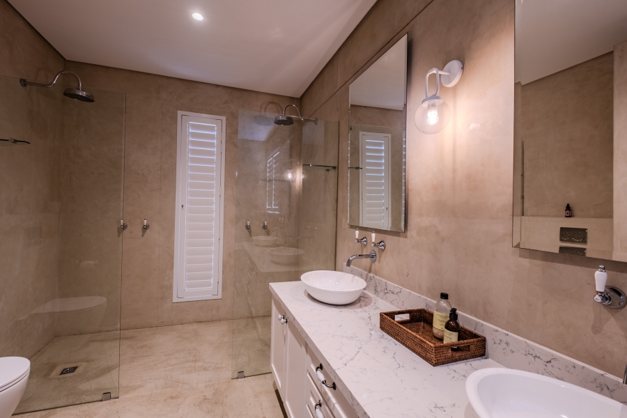 6 Bedroom Property for Sale in La Lucia KwaZulu-Natal