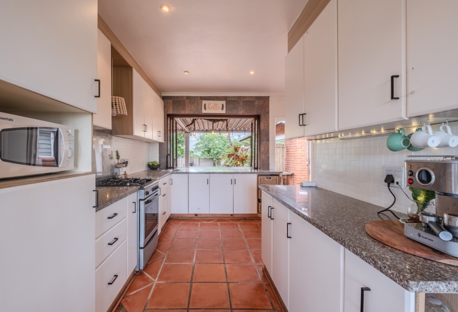 4 Bedroom Property for Sale in Glen Anil KwaZulu-Natal