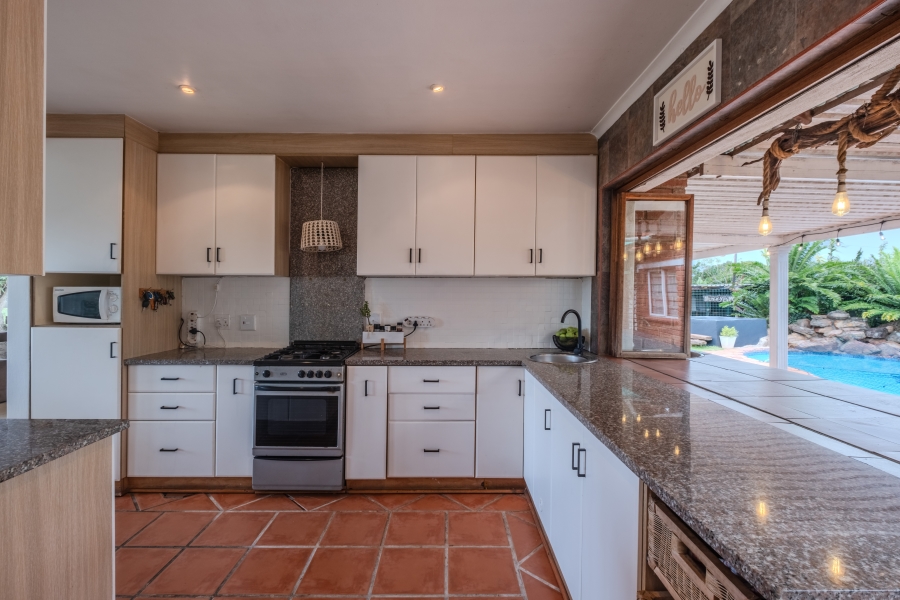 4 Bedroom Property for Sale in Glen Anil KwaZulu-Natal